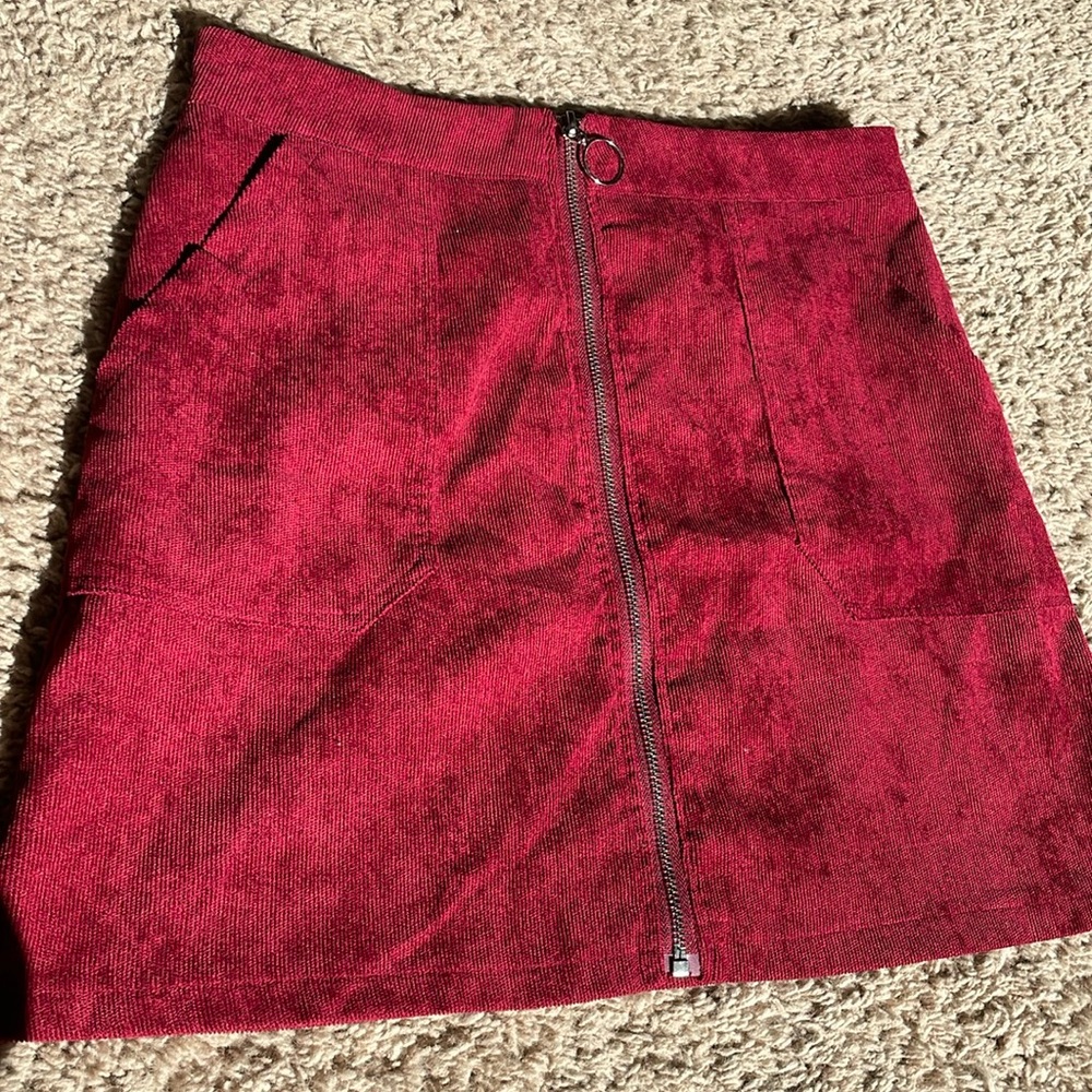Maroon front zip skirt